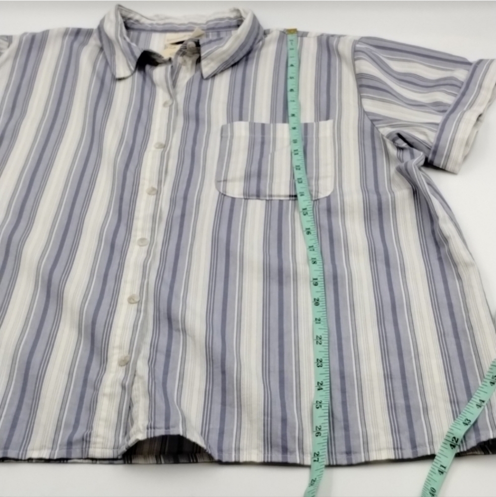 Universal Thread striped blue white button down t… - image 8